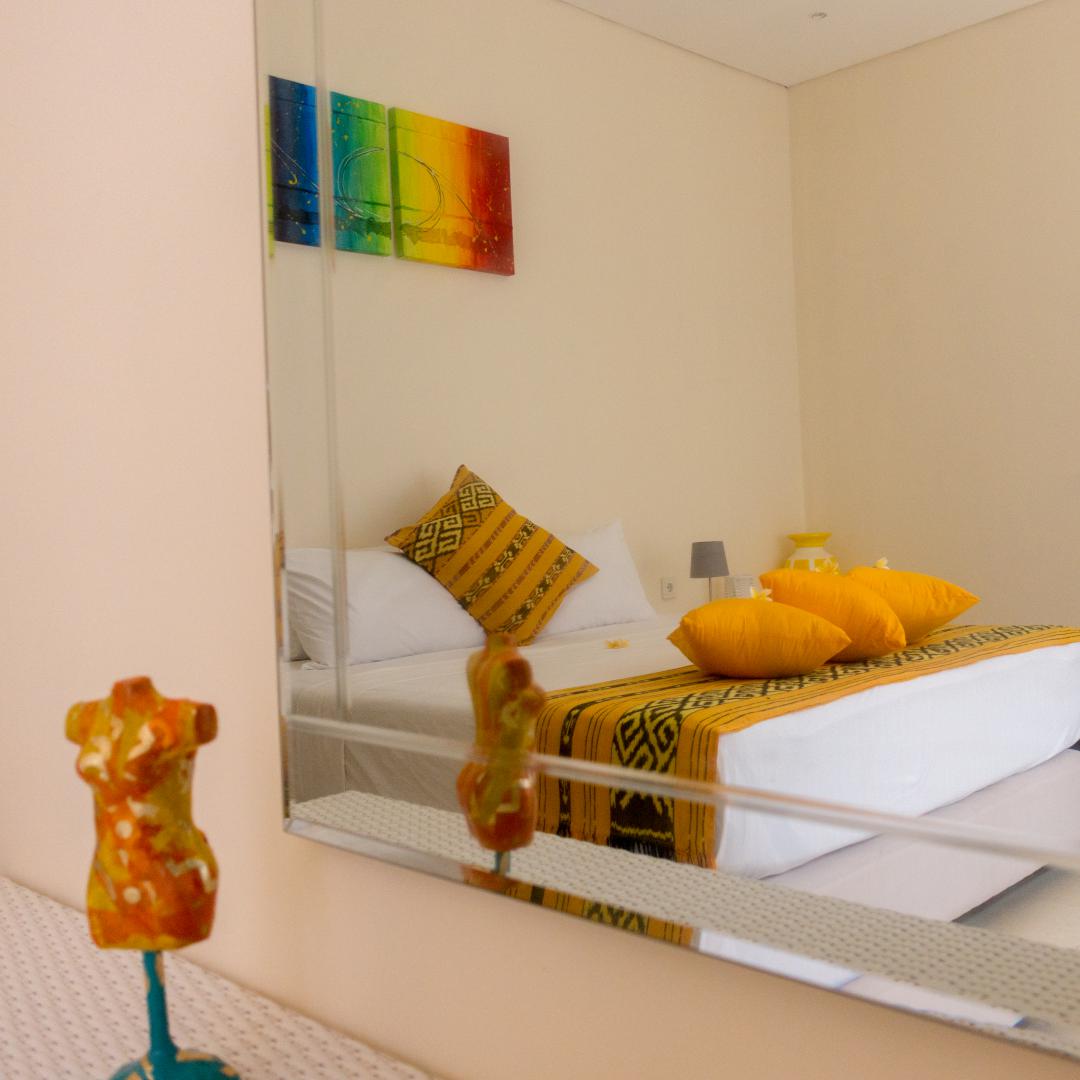 Artsy mirror shot of bedroom 3