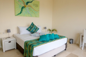 A bright Villa Atas Pelangi bedroom